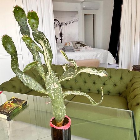 Sato Design Hotel (Adults Only) Cesme Bagian luar foto